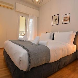 Zen Oasis Apartment