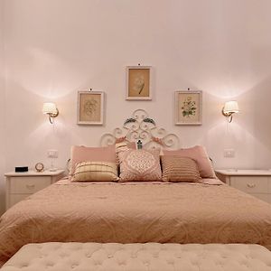Luxury Art Apartment In Florence