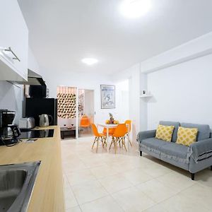 Appartement à 3 Chambres à Coucher