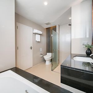Suite Familiale à 2 Chambres à Coucher