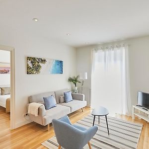 Appartement à 2 Chambres à Coucher