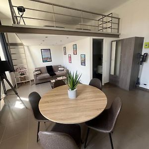 Loft Cannes Chaleureux - Climatisation - Wifi - 650 M Du Palais Des Festivals, Plage
