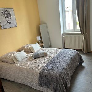 Appartement à 3 Chambres à Coucher