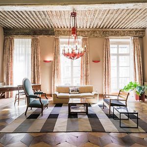 Appartement à 3 Chambres à Coucher