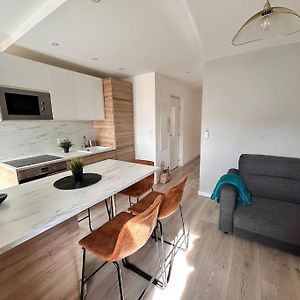 Appartement à 2 Chambres à Coucher