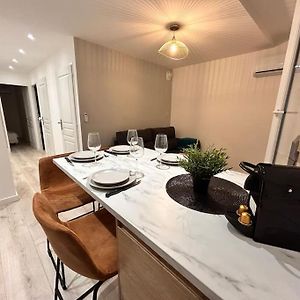 Appartement à 2 Chambres à Coucher