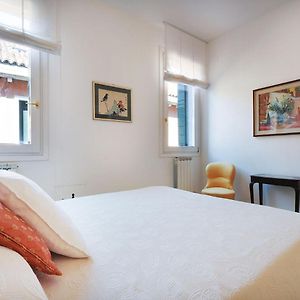 Casa Del Mandolino - Cozy Apt Near The Station!