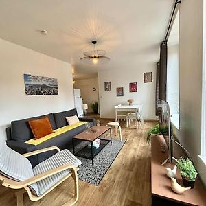 Appartement à 2 Chambres à Coucher