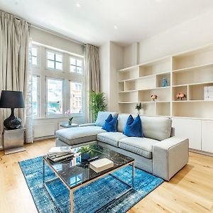 Appartement de Luxe à 2 Chambres à Coucher