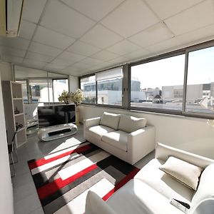 Apartment 52M2 With Air Conditionners In Center Antibes