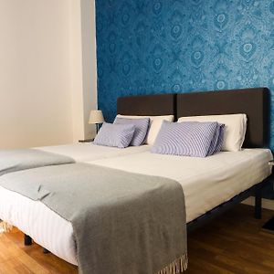 Appartement à 3 Chambres à Coucher
