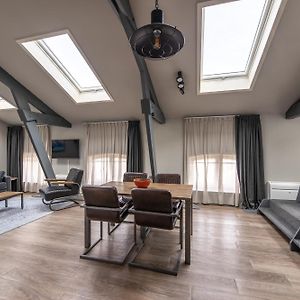Studio Extra Grande Lit King-Size