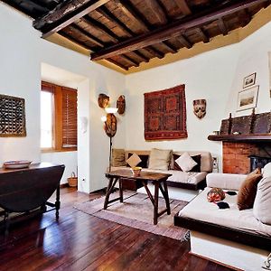 Vicolo Del Cinque Penthouse | Romeloft