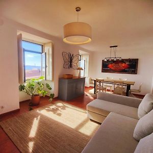 Appartement à 3 Chambres à Coucher