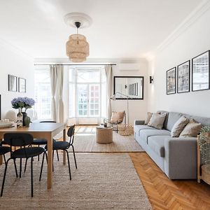 Neo Rooftop Home With Ac