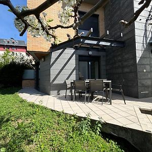 Appartement à 3 Chambres à Coucher