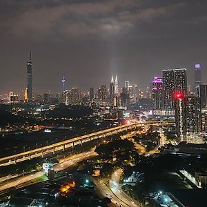 Razak City 2 Or 3 Bedroom Klcc View Sungai Besi, Kuala Lumpur