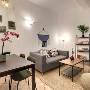Appartement à 2 Chambres à Coucher