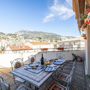 Victoria Bergamote Attic - Happy Rentals