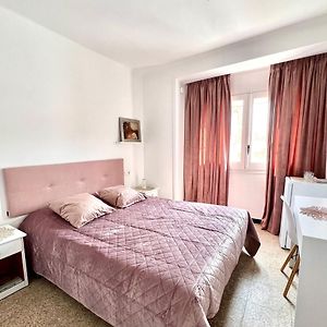Escondite Central Con Terraza Compartida En La Azotea