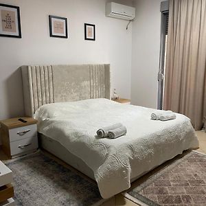 Studio Standarde Lit King-Size