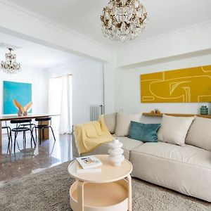 Sunlit Retreat 2-Bed Apartment