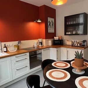 Appartement à 2 Chambres à Coucher