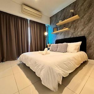 Appartement à 2 Chambres à Coucher