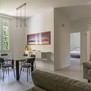 Apartment Amos - 5 Minutes From Piazza Maggiore