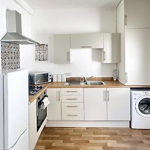 3 Bedroom House Near Liverpool Football Stadium