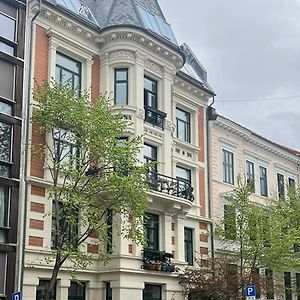 Elegant & Quiet Apartment In Historic House - Prime Location In Oslo West