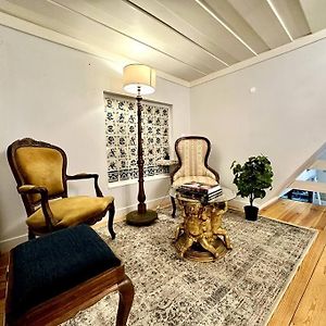 Budget 2 Bed In Bica Apart W Air Con - Belle Epoque