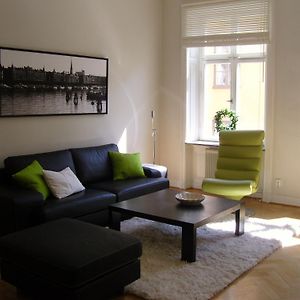 Appartement Grand à 1 Chambre à Coucher