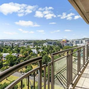 Bright One Bedroom Beauty With Balcony And Unbeatable Views