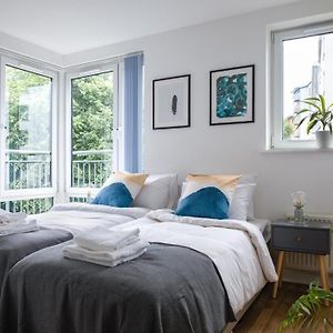 Appartement à 2 Chambres à Coucher
