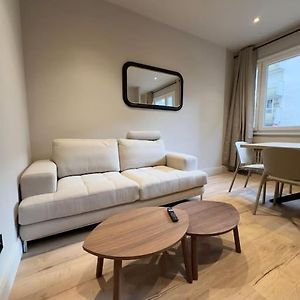 Appartement à 3 Chambres à Coucher