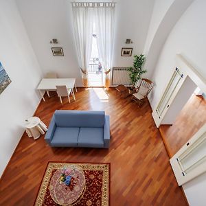 Appartement à 3 Chambres à Coucher