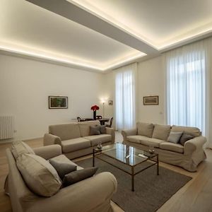 Luxury Apartment In Naples