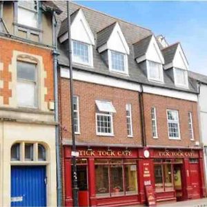 Exclusive Flat In Oxford Centre With Ac