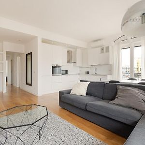 Appartement à 2 Chambres à Coucher