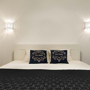 Smile Apartments