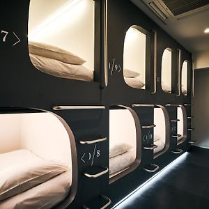 Dormitory Room Mixed