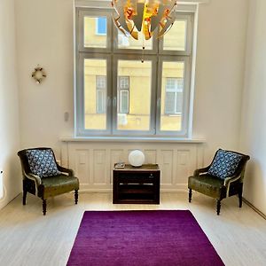Appartement à 3 Chambres à Coucher