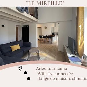 Appartement à 2 Chambres à Coucher