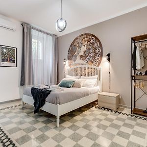 Appartement de Luxe à 2 Chambres à Coucher