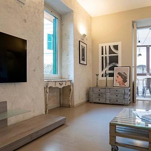 Cozy Nest With Terrace In Trastevere