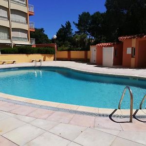 Joli Studio Cabine 4 Personnes A 300 M De La Plage