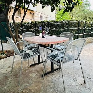Garden Paradise Apartment