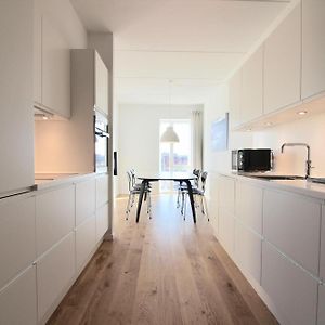 Appartement à 3 Chambres à Coucher