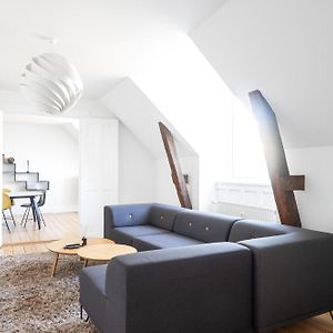 Appartement à 3 Chambres à Coucher